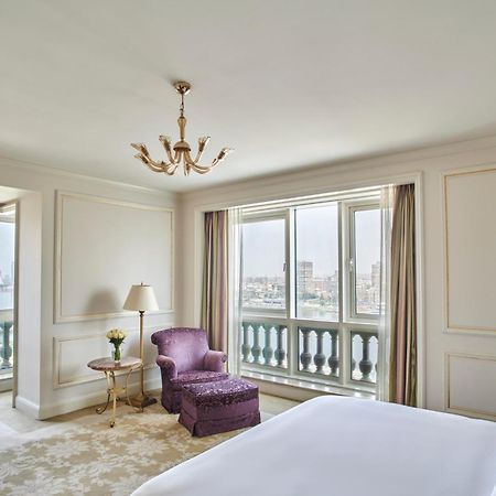 Four Seasons Cairo At The First Residence Giza Zewnętrze zdjęcie A bedroom at the hotel